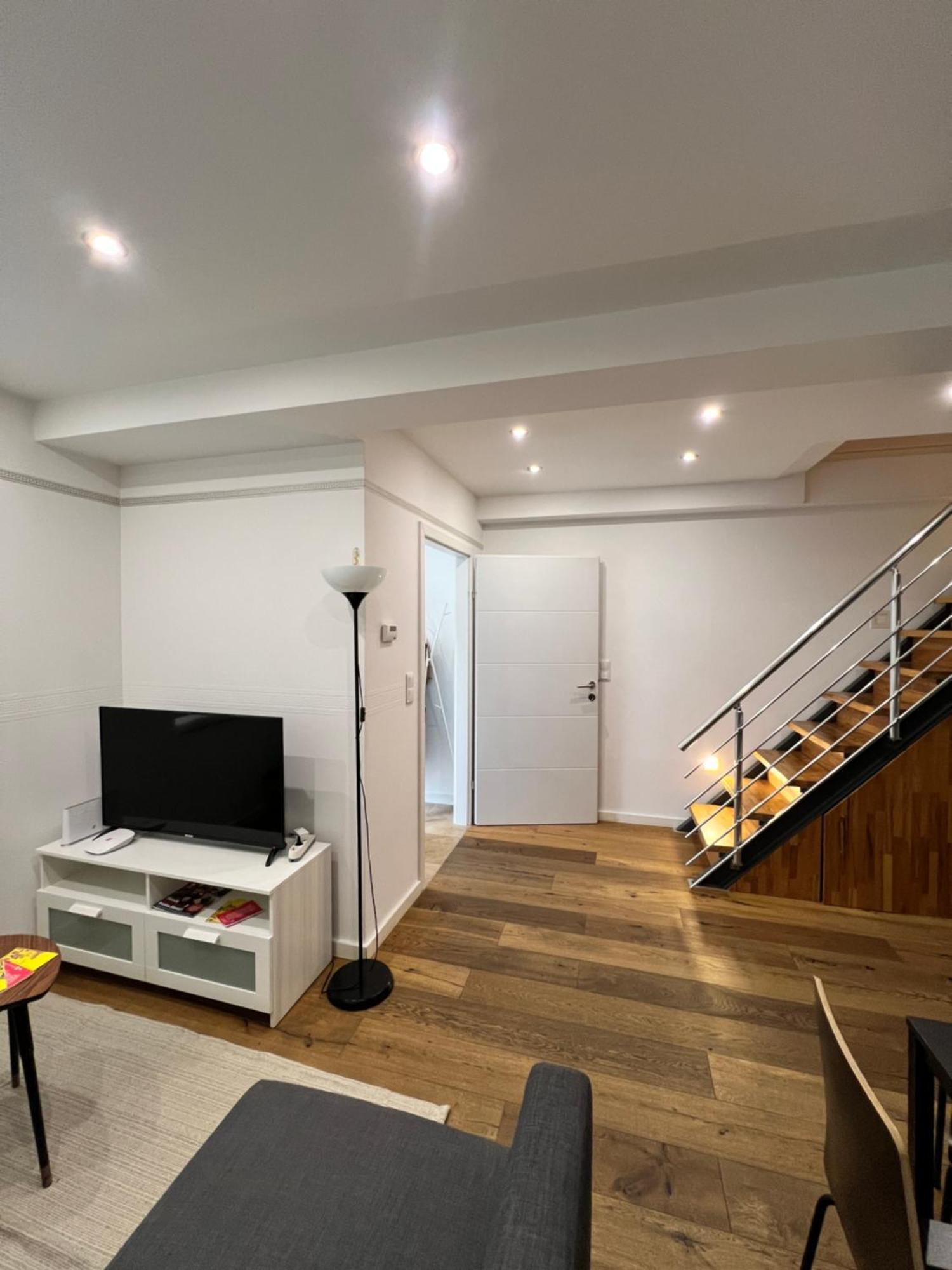 Apartment Rema 1090 *